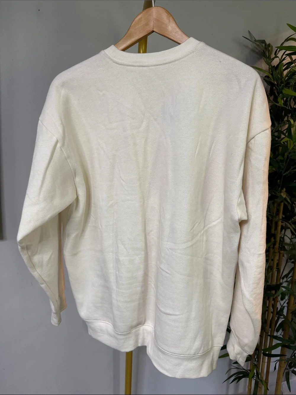 PINK Victoria's Secret Crewneck Cream Sweatshirt lace Light Pink Logo EUC M - Picture 5 of 10